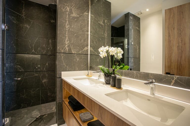 Balcony dining overlooking Zona Romántica