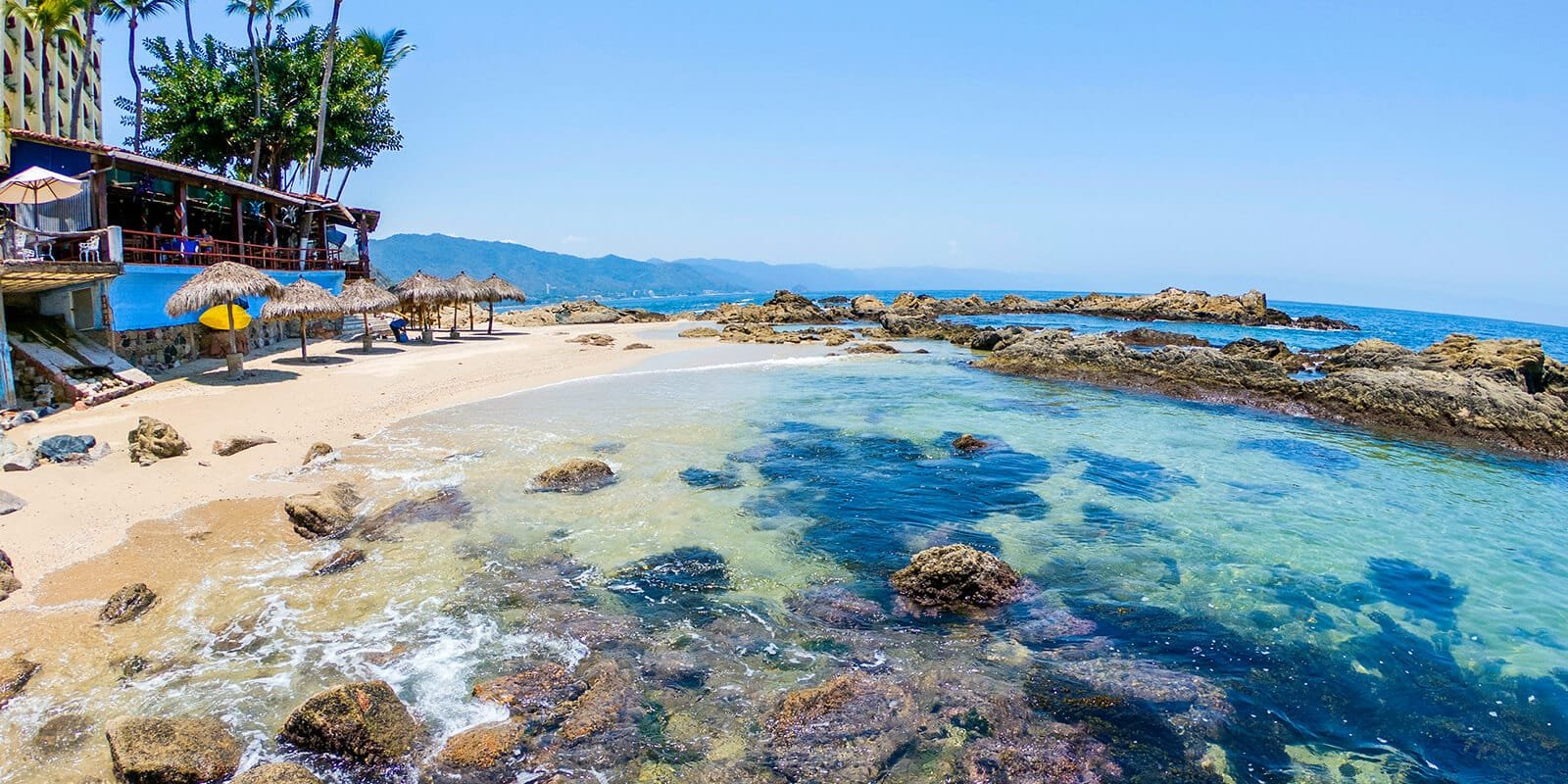 Conchas Chinas rocky coves and turquoise sea